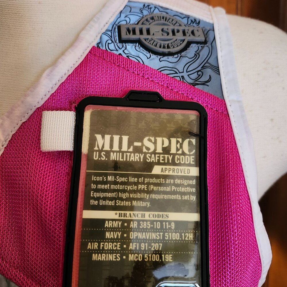 Motorcycle Vest - Picture 2 of 7